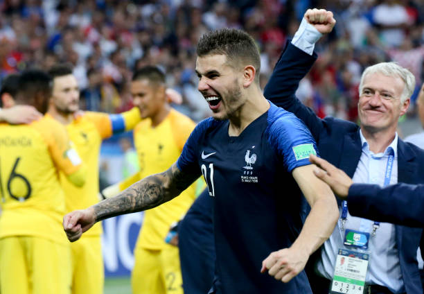 奥斯的加盟 奥斯的加盟