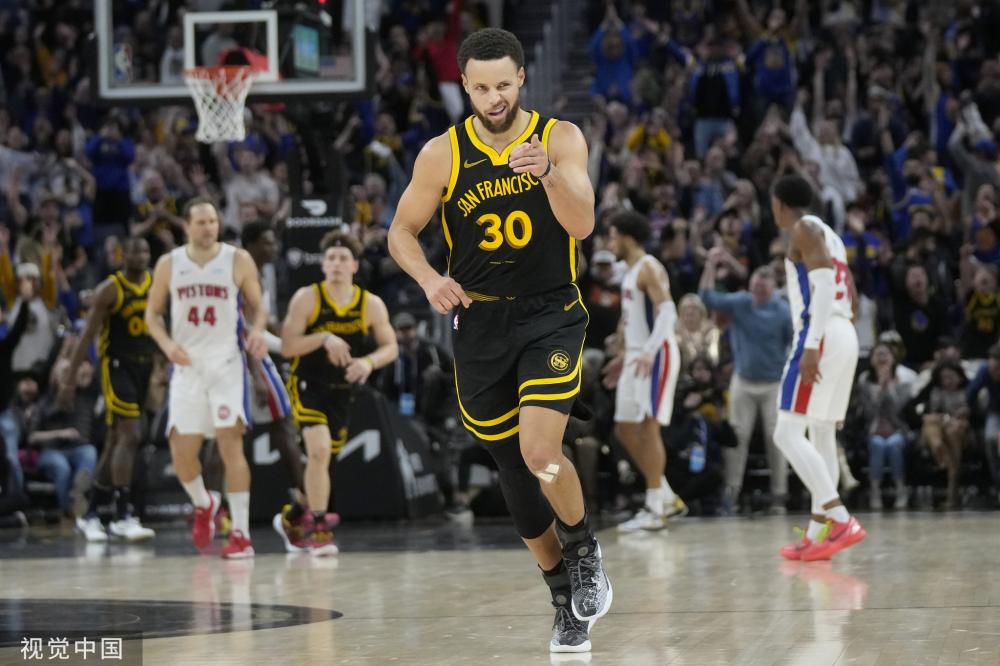 键时刻挺身 键时刻挺身